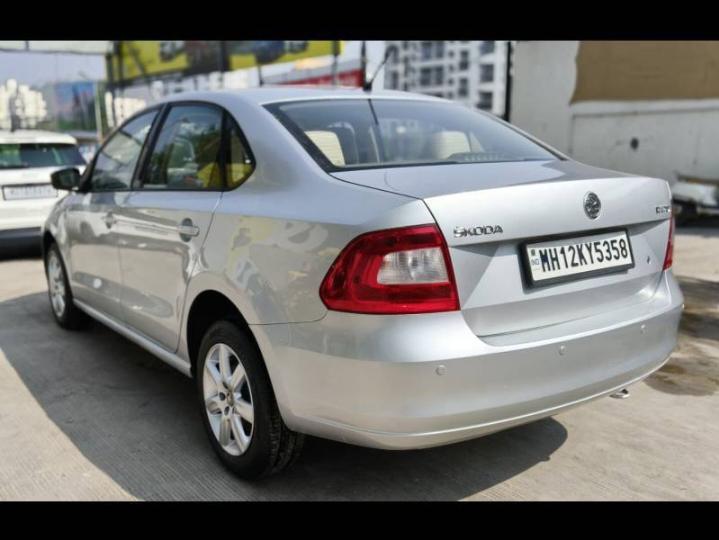 यूज़्ड 2014 स्कोडा रैपिड, Armament, Pune 2 यूज़्ड 2014 स्कोडा रैपिड, Armament, Pune 2