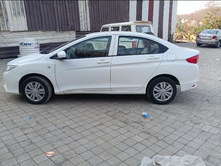 यूज़्ड 2015 होंडा सिटी, Armament, Pune 1 यूज़्ड 2015 होंडा सिटी, Armament, Pune 1