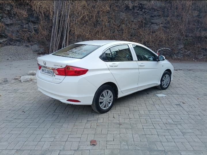 यूज़्ड 2015 होंडा सिटी, Armament, Pune 4 यूज़्ड 2015 होंडा सिटी, Armament, Pune 4