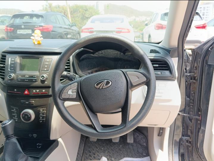 यूज़्ड 2021 महिंद्रा एक्सयूवी300, Armament, Pune 11 यूज़्ड 2021 महिंद्रा एक्सयूवी300, Armament, Pune 11