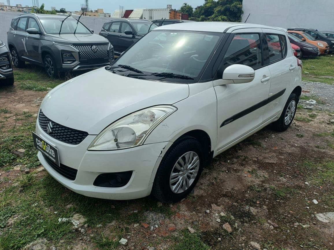 यूज़्ड 2013 मारुति सुजुकी स्विफ्ट, Chennai   यूज़्ड 2013 मारुति सुजुकी स्विफ्ट, Chennai