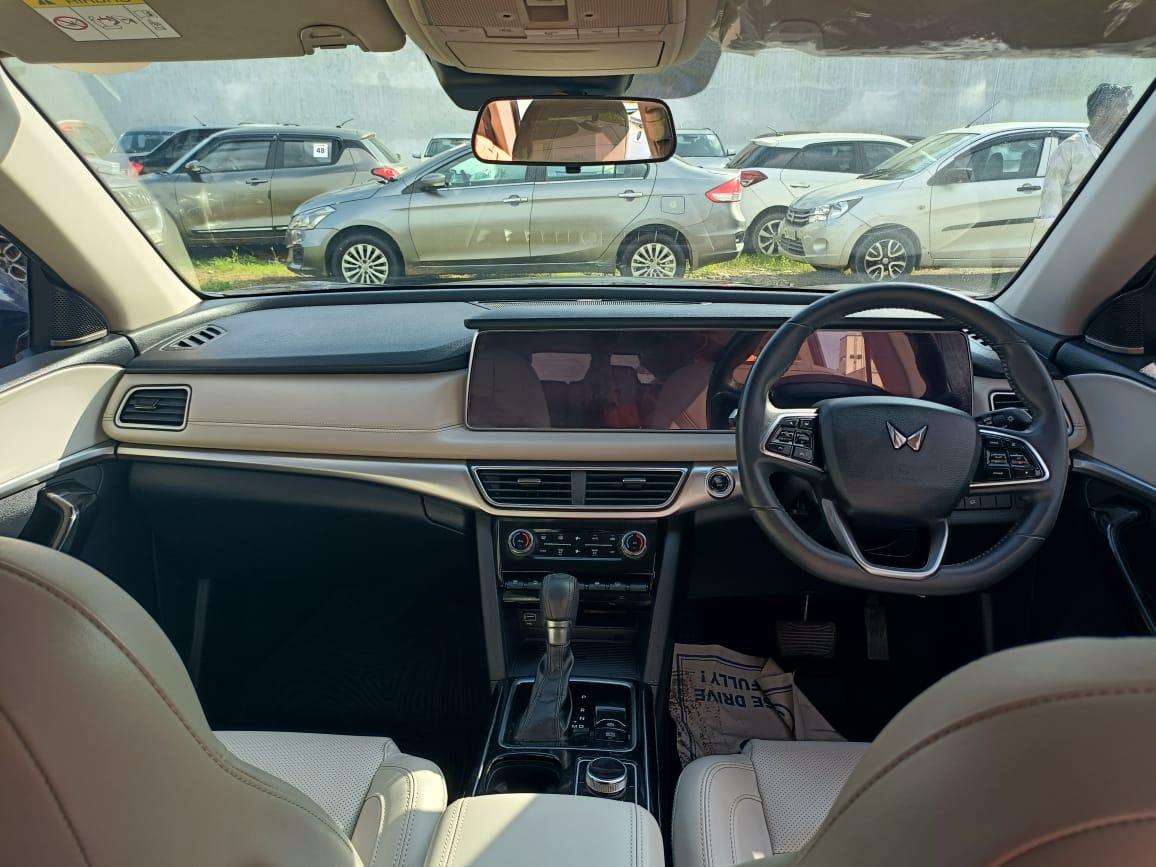 यूज़्ड 2021 महिंद्रा एक्सयूवी700, Kattupakkam, Chennai 11 यूज़्ड 2021 महिंद्रा एक्सयूवी700, Kattupakkam, Chennai 11