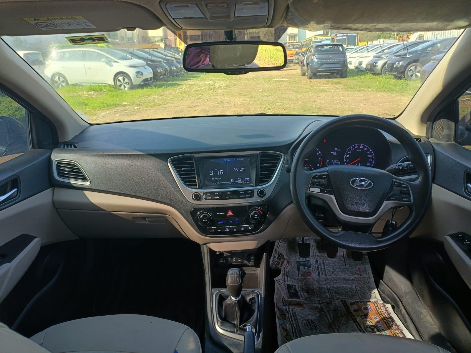 यूज़्ड 2018 ह्युंडई वरना, Kattupakkam, Chennai 11 यूज़्ड 2018 ह्युंडई वरना, Kattupakkam, Chennai 11