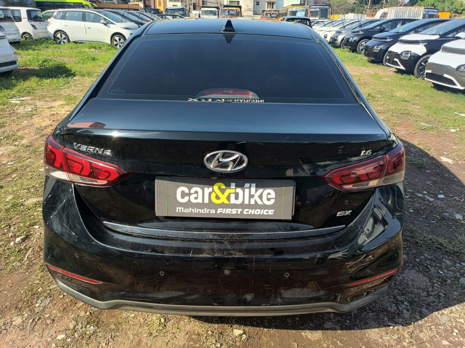 यूज़्ड 2018 ह्युंडई वरना, Kattupakkam, Chennai 3 यूज़्ड 2018 ह्युंडई वरना, Kattupakkam, Chennai 3