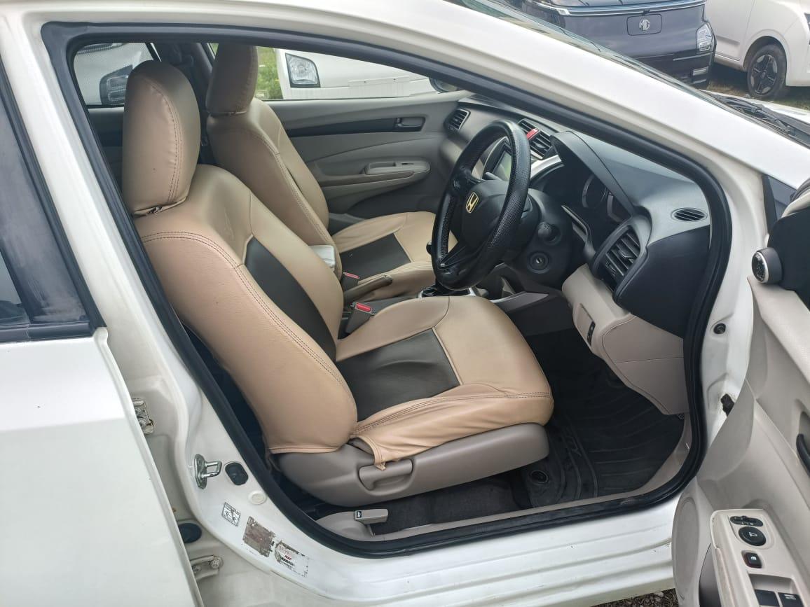 यूज़्ड 2011 होंडा सिटी, Kattupakkam, Chennai 13 यूज़्ड 2011 होंडा सिटी, Kattupakkam, Chennai 13