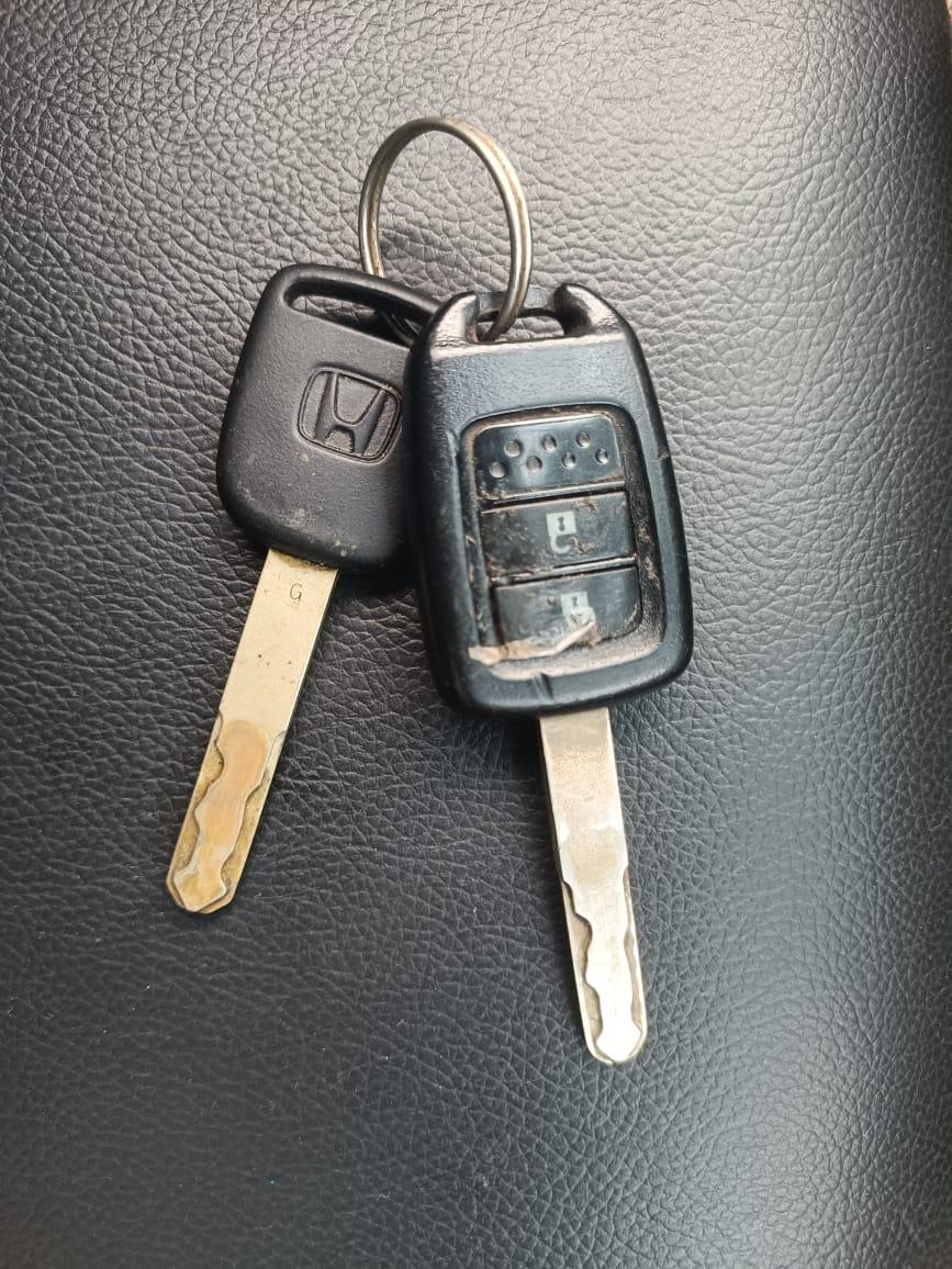 यूज़्ड 2017 होंडा डब्ल्यूआर-वी, Kattupakkam, Chennai 15 यूज़्ड 2017 होंडा डब्ल्यूआर-वी, Kattupakkam, Chennai 15