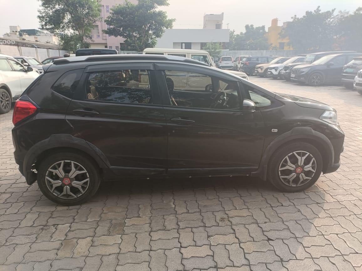 यूज़्ड 2017 होंडा डब्ल्यूआर-वी, Kattupakkam, Chennai 5 यूज़्ड 2017 होंडा डब्ल्यूआर-वी, Kattupakkam, Chennai 5