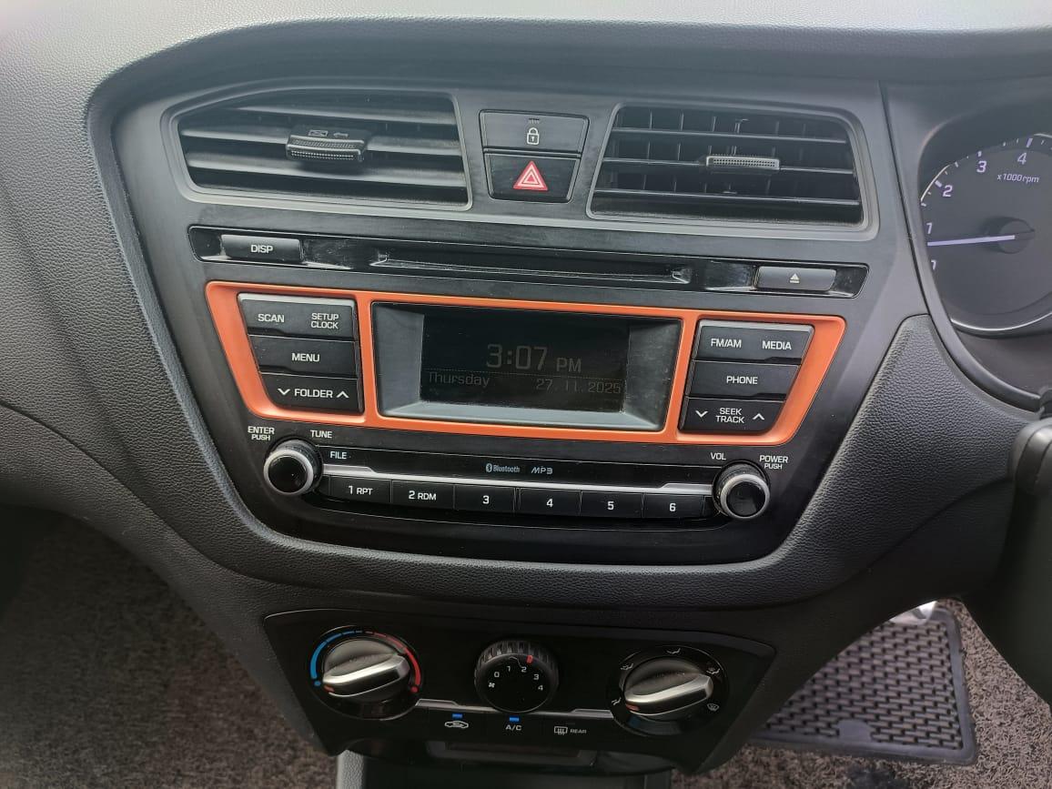 यूज़्ड 2015 ह्युंडई आई20 एक्टिव, Kattupakkam, Chennai 15 यूज़्ड 2015 ह्युंडई आई20 एक्टिव, Kattupakkam, Chennai 15