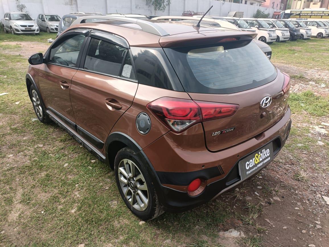 यूज़्ड 2015 ह्युंडई आई20 एक्टिव, Kattupakkam, Chennai 2 यूज़्ड 2015 ह्युंडई आई20 एक्टिव, Kattupakkam, Chennai 2