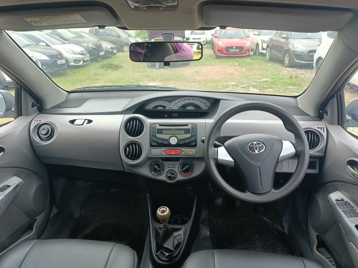 यूज़्ड 2011 टोयोटा इटिऑस लीवा, Kattupakkam, Chennai 11 यूज़्ड 2011 टोयोटा इटिऑस लीवा, Kattupakkam, Chennai 11