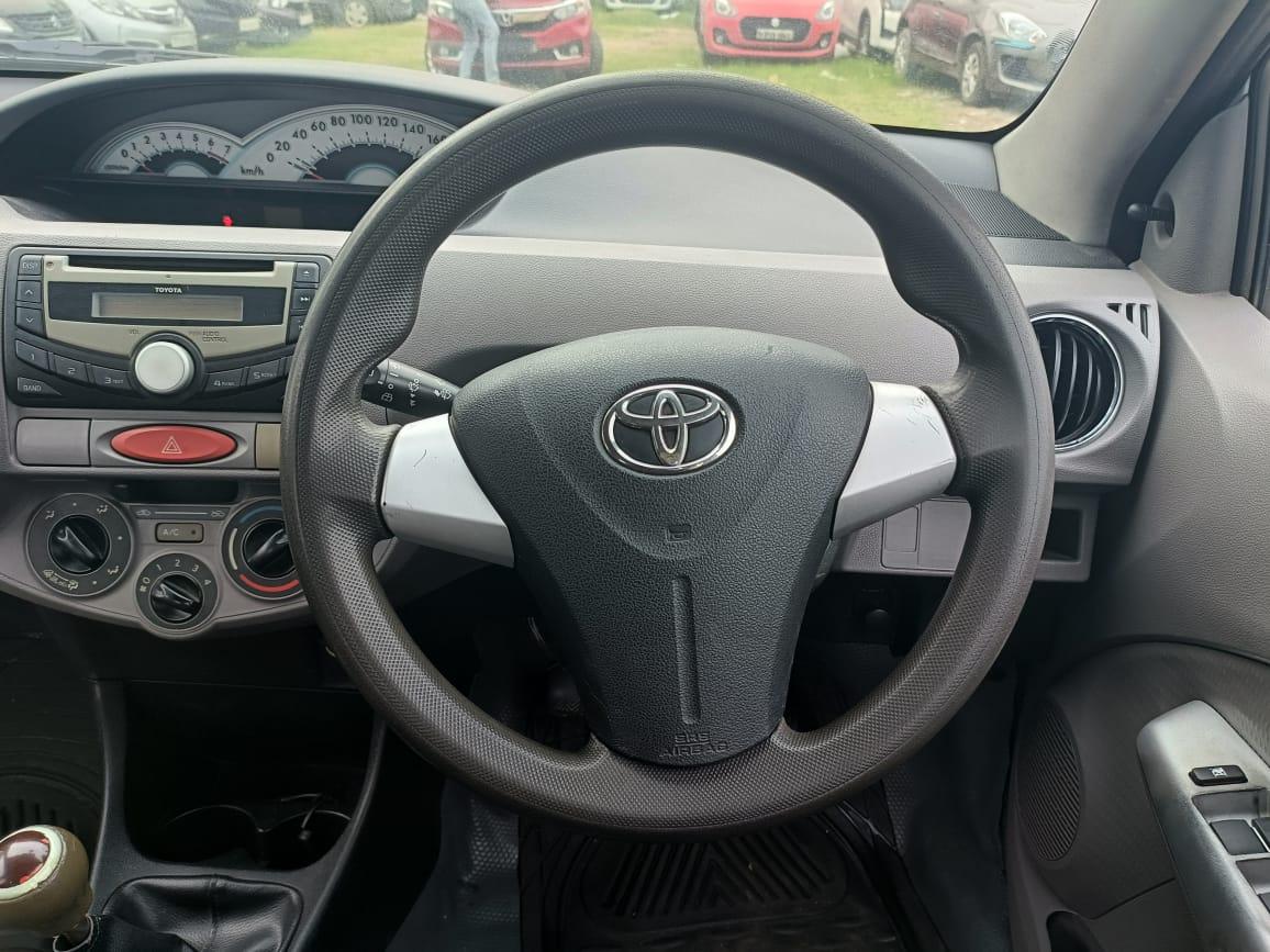 यूज़्ड 2011 टोयोटा इटिऑस लीवा, Kattupakkam, Chennai 12 यूज़्ड 2011 टोयोटा इटिऑस लीवा, Kattupakkam, Chennai 12