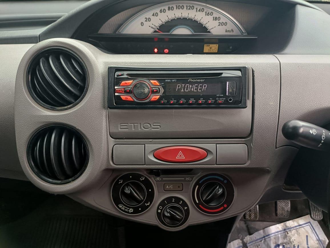 यूज़्ड 2011 टोयोटा इटिऑस, Kattupakkam, Chennai 15 यूज़्ड 2011 टोयोटा इटिऑस, Kattupakkam, Chennai 15