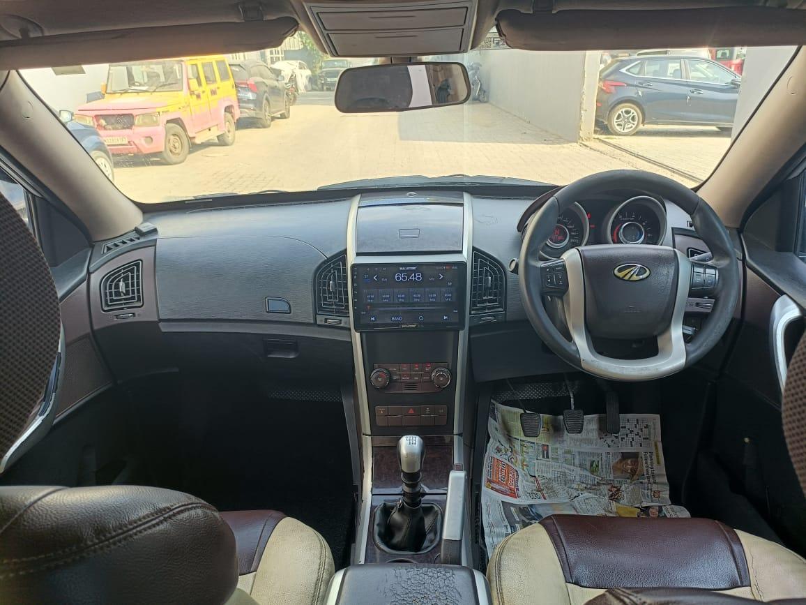 यूज़्ड 2014 महिंद्रा एक्सयूवी500, Kattupakkam, Chennai 11 यूज़्ड 2014 महिंद्रा एक्सयूवी500, Kattupakkam, Chennai 11