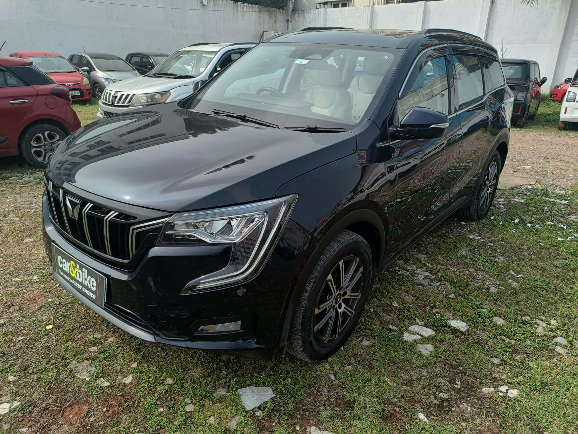 2023 महिंद्रा एक्सयूवी700 AX7 AT AWD Diesel 7 STR 2023 महिंद्रा एक्सयूवी700 AX7 AT AWD Diesel 7 STR