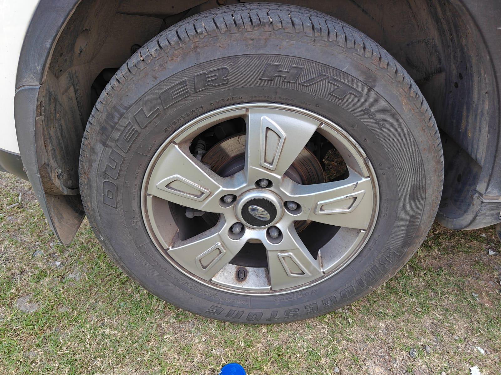 यूज़्ड 2015 महिंद्रा एक्सयूवी500, Kattupakkam, Chennai 8 यूज़्ड 2015 महिंद्रा एक्सयूवी500, Kattupakkam, Chennai 8