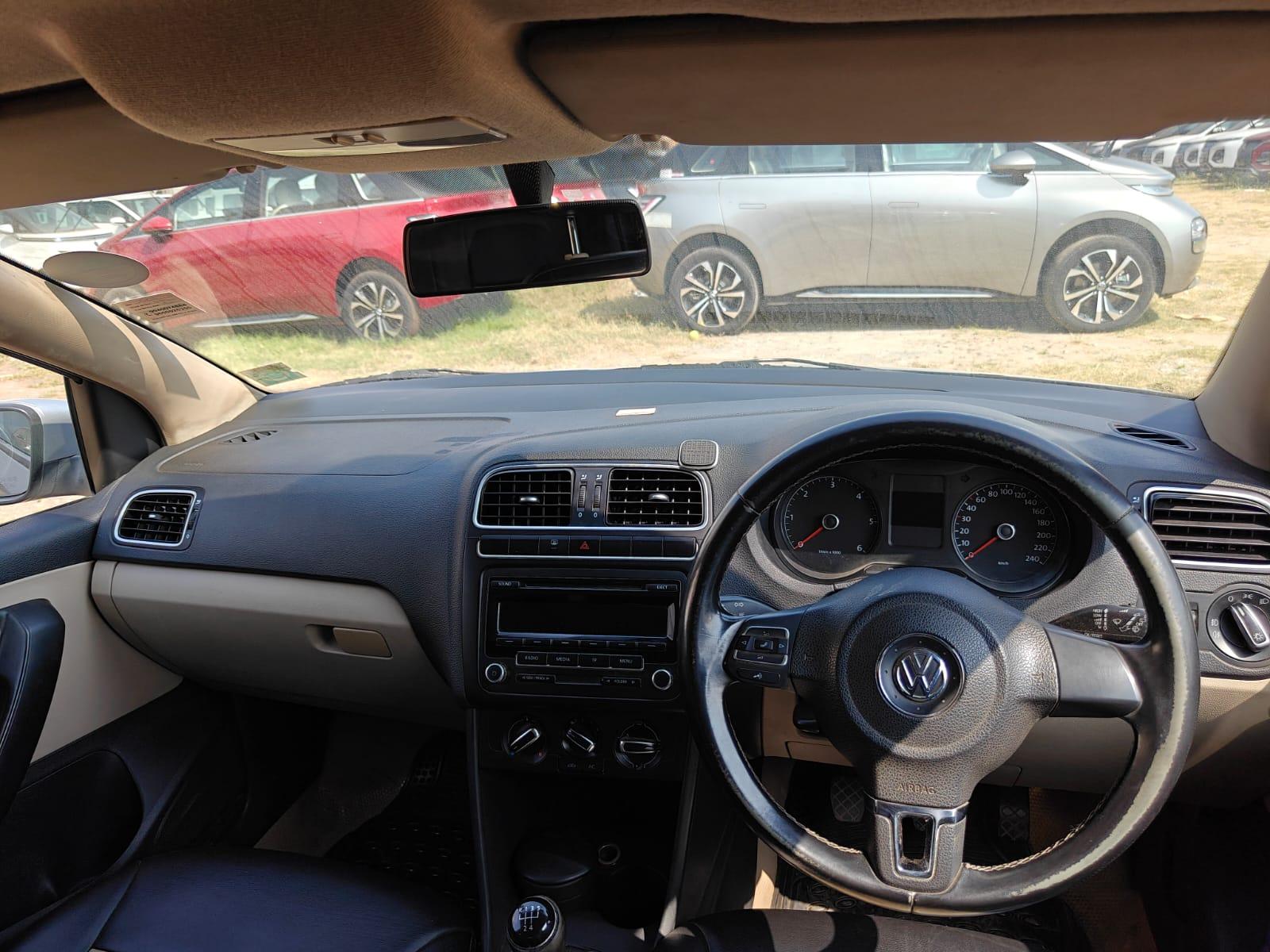 यूज़्ड 2013 फॉक्सवैगन पोलो, Kattupakkam, Chennai 11 यूज़्ड 2013 फॉक्सवैगन पोलो, Kattupakkam, Chennai 11