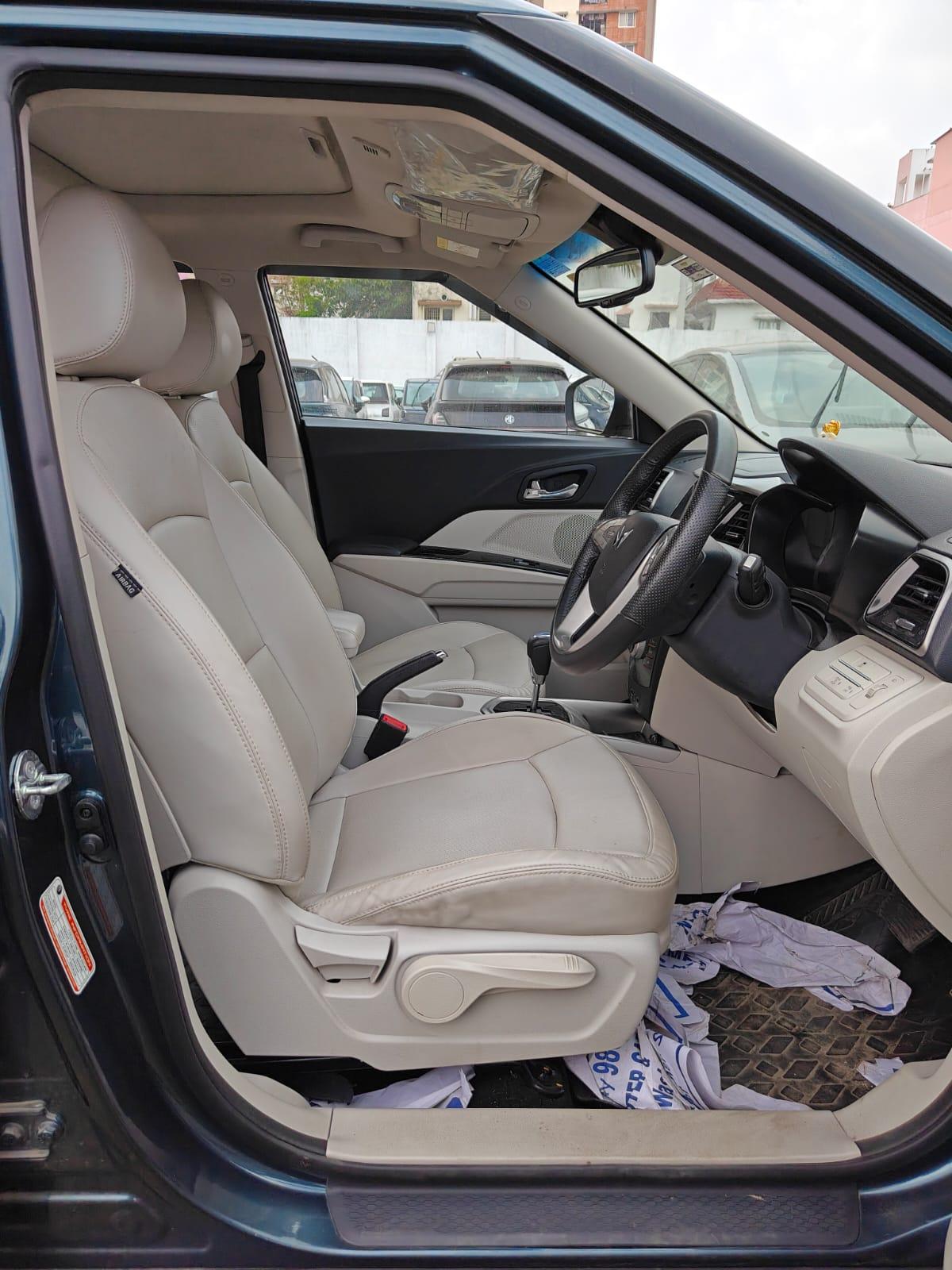 यूज़्ड 2022 महिंद्रा एक्सयूवी300, Kattupakkam, Chennai 14 यूज़्ड 2022 महिंद्रा एक्सयूवी300, Kattupakkam, Chennai 14