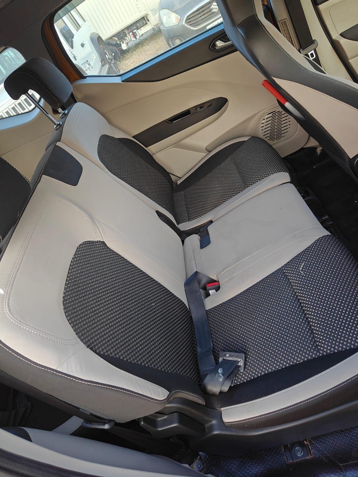 यूज़्ड 2019 रेनो ट्राइबर, Kattupakkam, Chennai 12 यूज़्ड 2019 रेनो ट्राइबर, Kattupakkam, Chennai 12