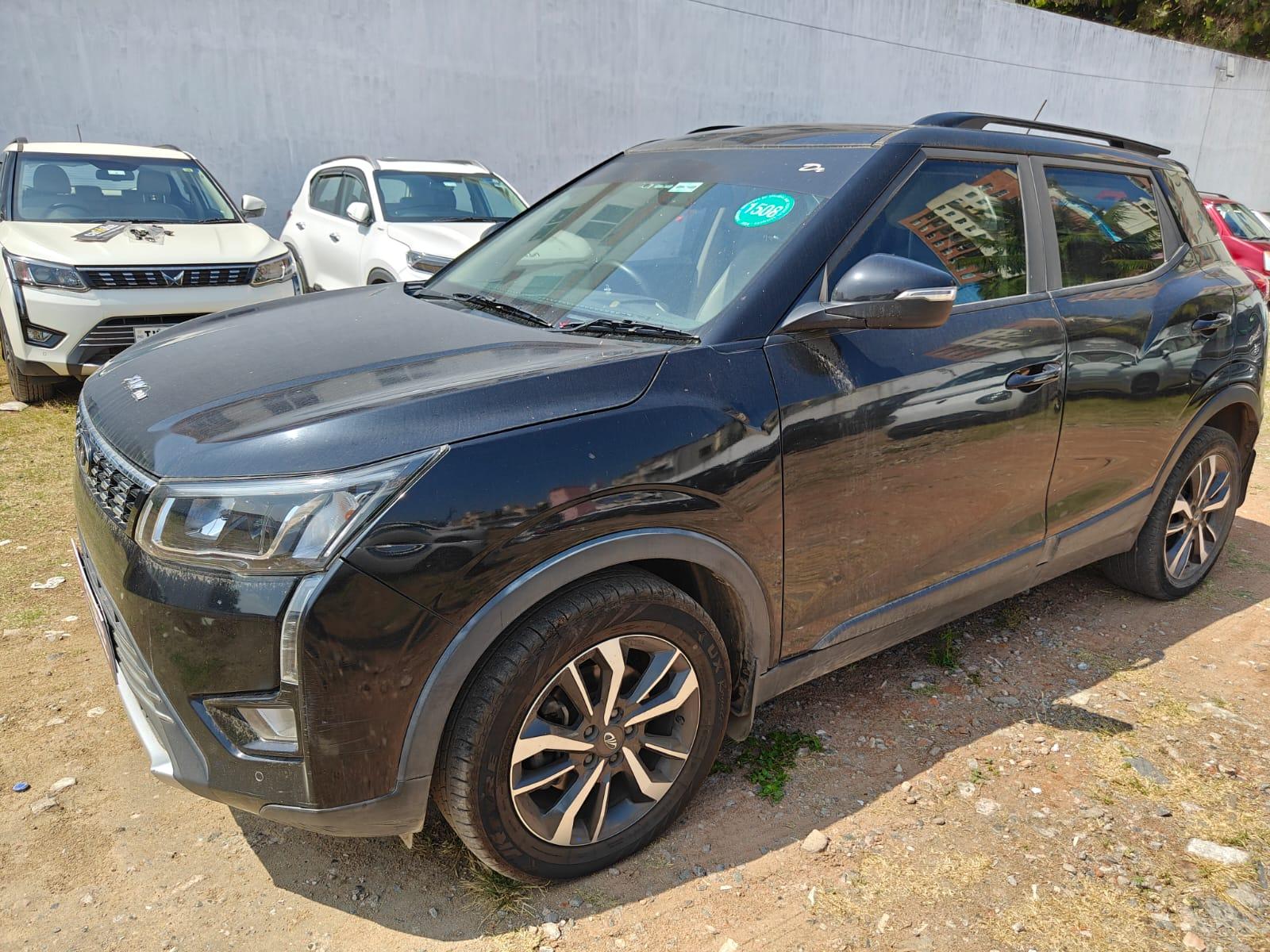 2022 महिंद्रा एक्सयूवी300 W8 (O) Diesel 2022 महिंद्रा एक्सयूवी300 W8 (O) Diesel