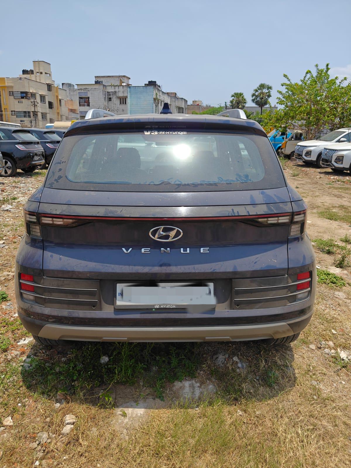 यूज़्ड 2023 ह्युंडई वेन्यू, Kattupakkam, Chennai 3 यूज़्ड 2023 ह्युंडई वेन्यू, Kattupakkam, Chennai 3