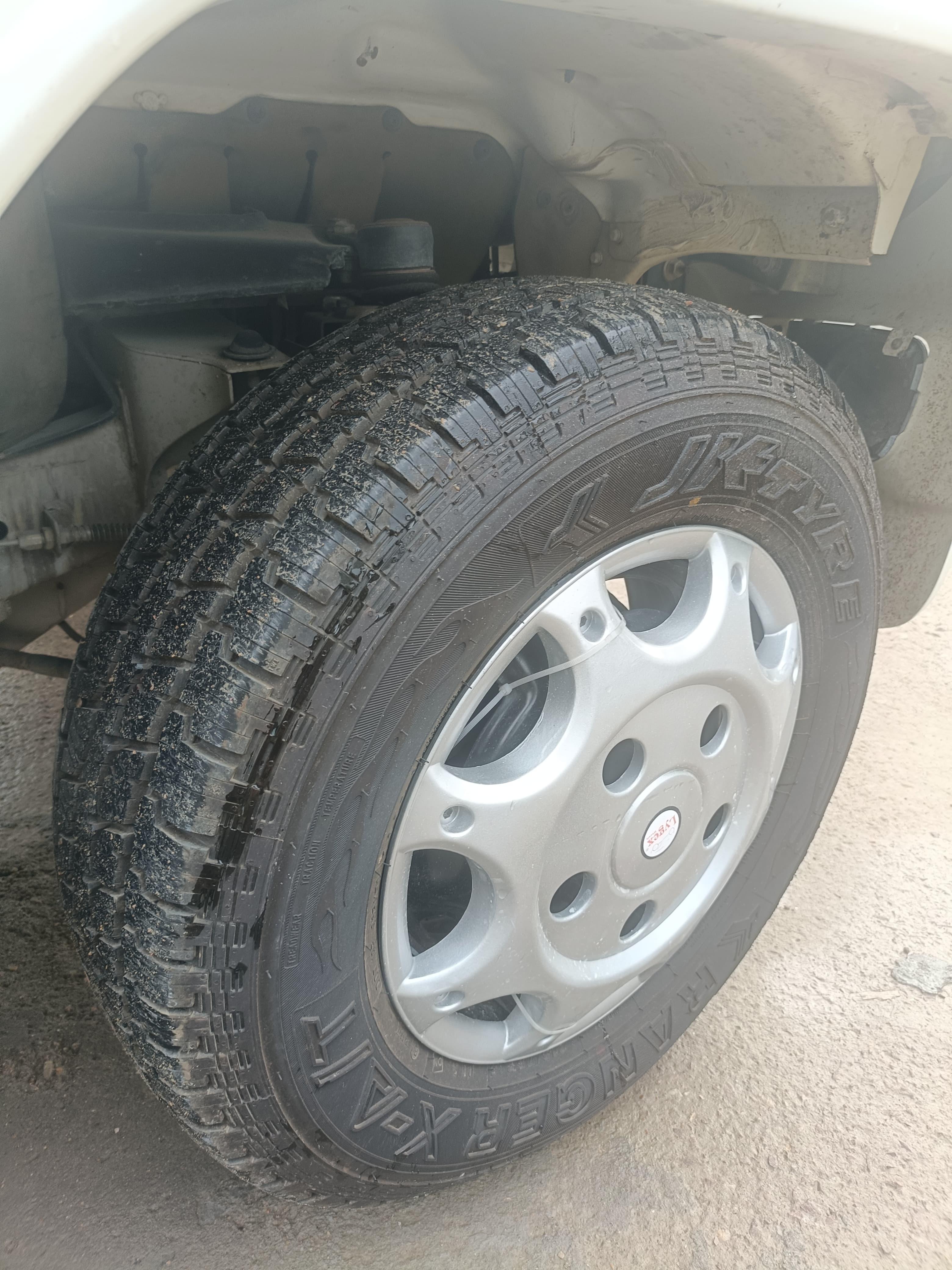 यूज़्ड 2021 महिंद्रा एक्सयूवी300, Vigyan Nagar Kota, Kota 8 यूज़्ड 2021 महिंद्रा एक्सयूवी300, Vigyan Nagar Kota, Kota 8