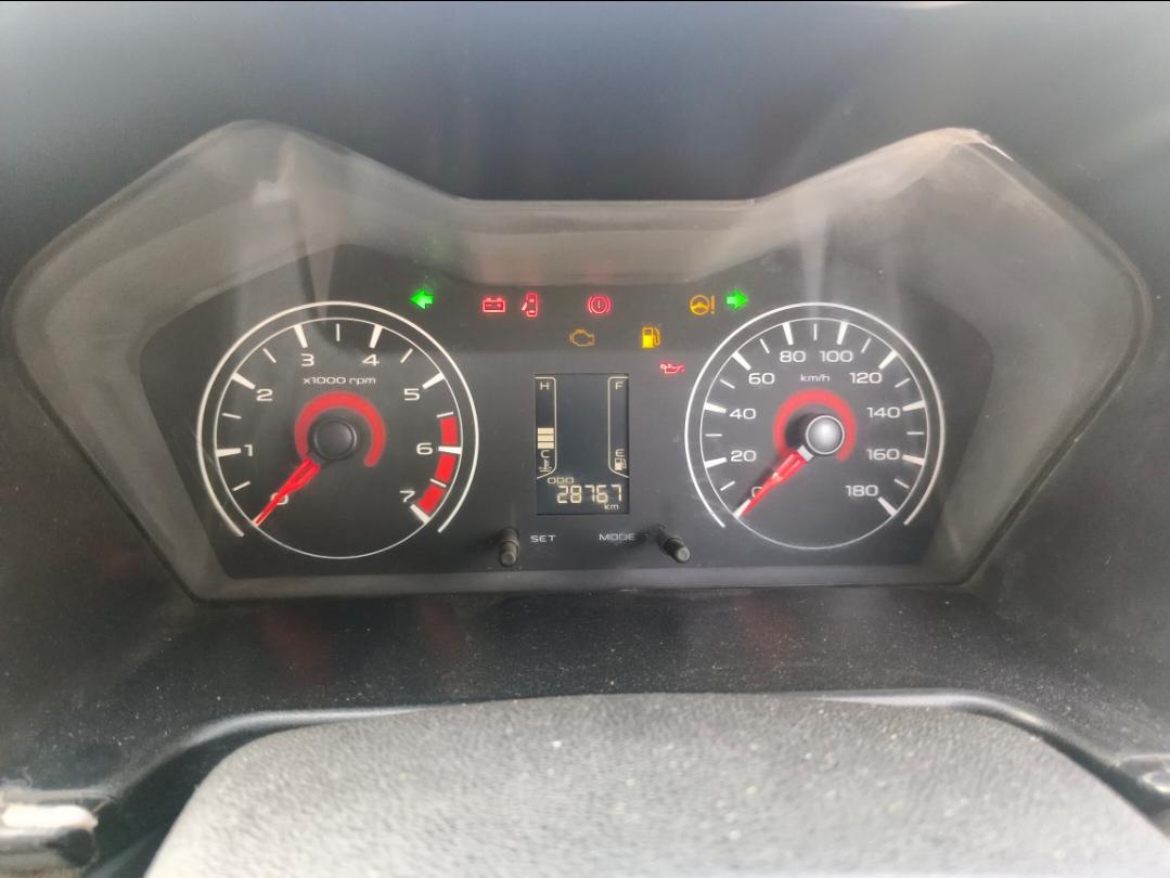 यूज़्ड 2018 महिंद्रा केयूवी 100, Vigyan Nagar Kota, Kota 10 यूज़्ड 2018 महिंद्रा केयूवी 100, Vigyan Nagar Kota, Kota 10