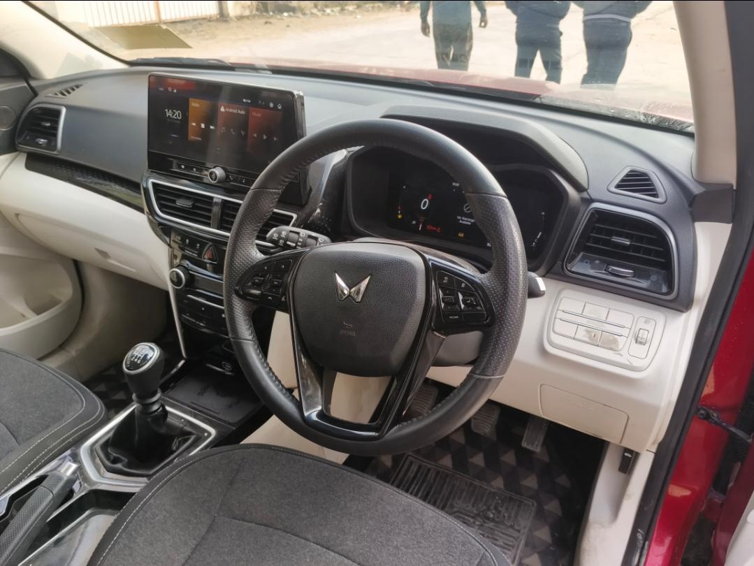 यूज़्ड 2025 महिंद्रा एक्सयूवी 3XO, Vigyan Nagar Kota, Kota 12 यूज़्ड 2025 महिंद्रा एक्सयूवी 3XO, Vigyan Nagar Kota, Kota 12