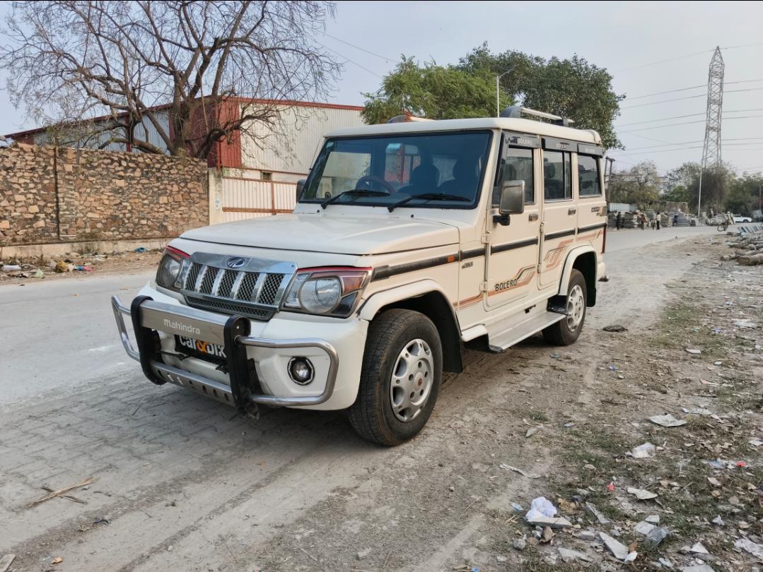 2014 महिंद्रा बोलेरो SLX BS4 2014 महिंद्रा बोलेरो SLX BS4