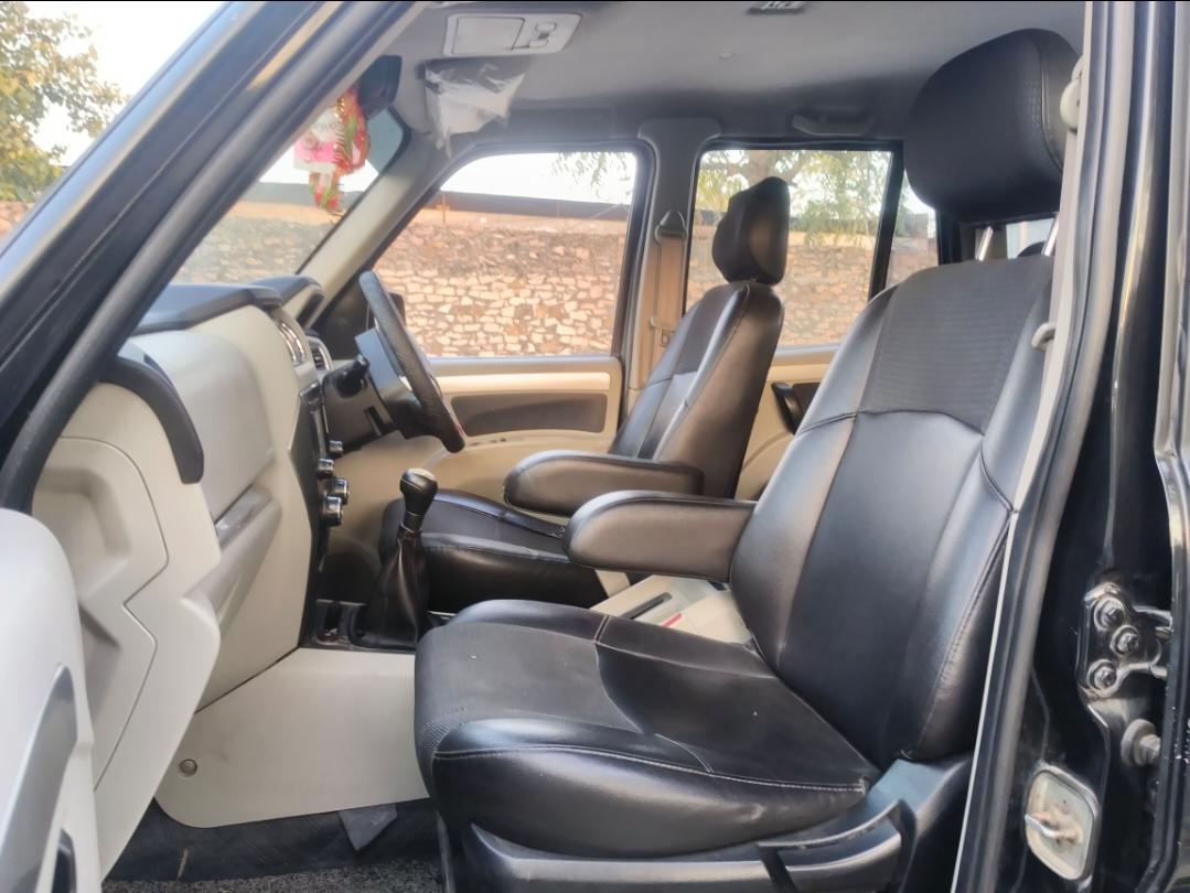 यूज़्ड 2018 महिंद्रा स्कॉर्पियो, Vigyan Nagar Kota, Kota 15 यूज़्ड 2018 महिंद्रा स्कॉर्पियो, Vigyan Nagar Kota, Kota 15