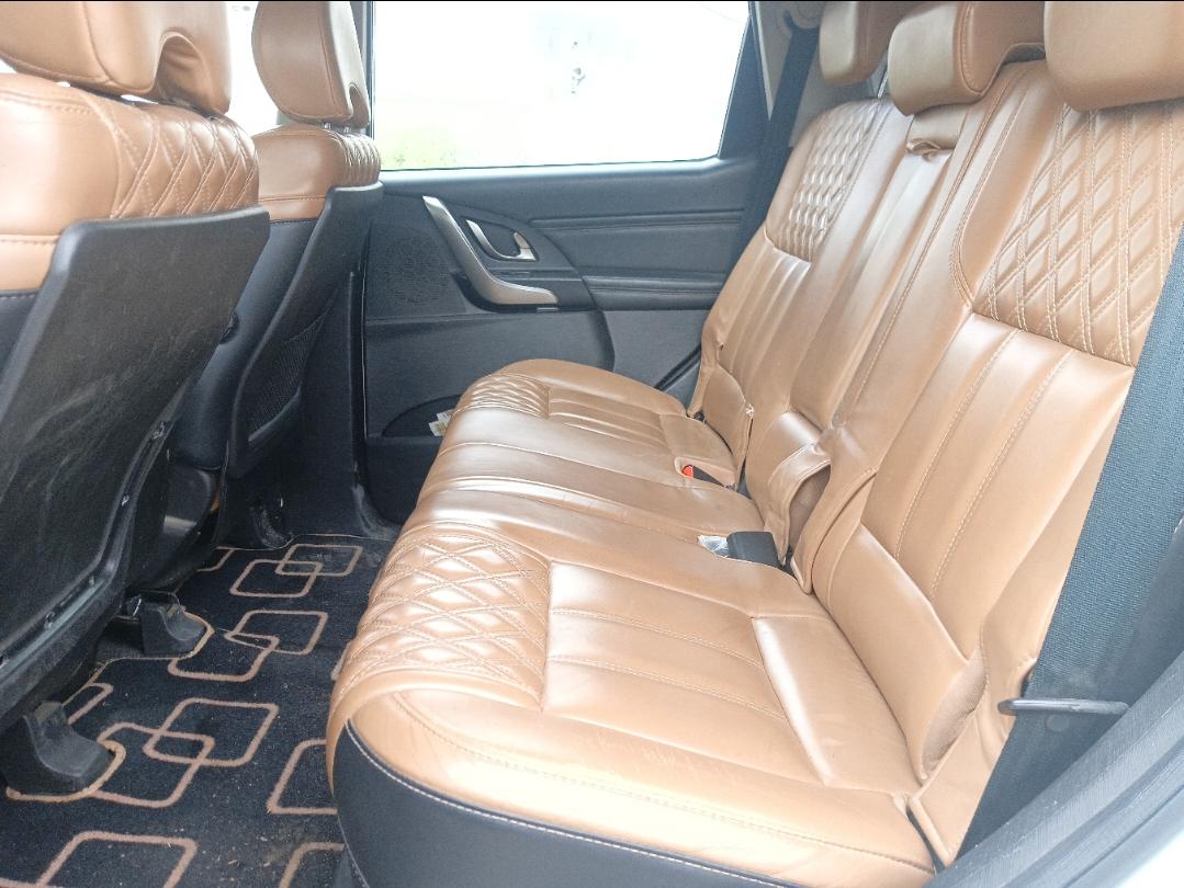 यूज़्ड 2021 महिंद्रा एक्सयूवी500, Vigyan Nagar Kota, Kota 16 यूज़्ड 2021 महिंद्रा एक्सयूवी500, Vigyan Nagar Kota, Kota 16