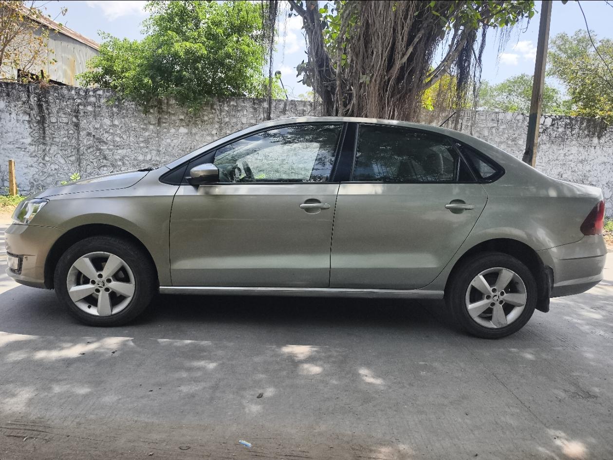 यूज़्ड 2017 स्कोडा रैपिड, Vigyan Nagar Kota, Kota 1 यूज़्ड 2017 स्कोडा रैपिड, Vigyan Nagar Kota, Kota 1