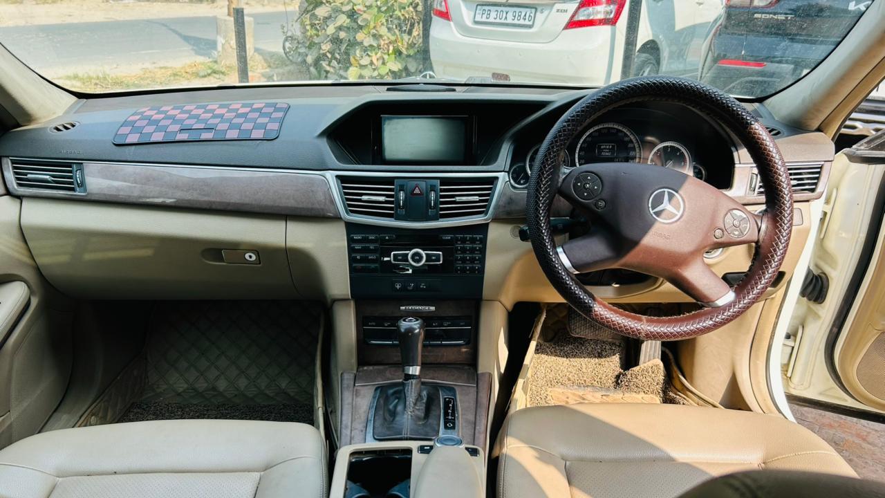 यूज़्ड 2012 मर्सिडीज़-बेंज़ ई-क्लास, Madrassa, Muktsar 3 यूज़्ड 2012 मर्सिडीज़-बेंज़ ई-क्लास, Madrassa, Muktsar 3