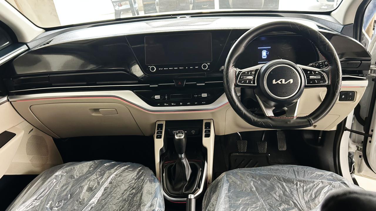 यूज़्ड 2022 किया कैरेंस, Madrassa, Muktsar 2 यूज़्ड 2022 किया कैरेंस, Madrassa, Muktsar 2