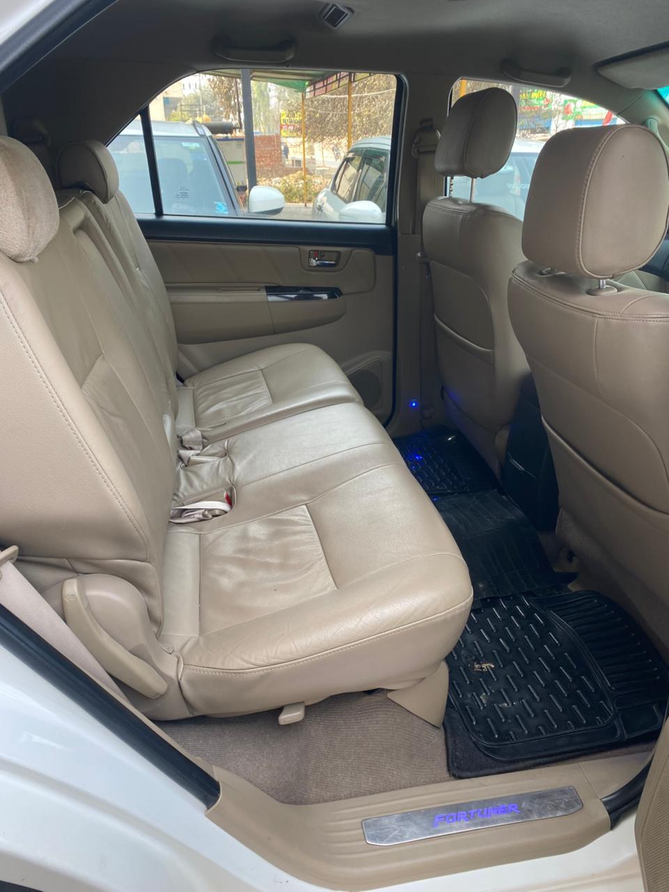 यूज़्ड 2015 टोयोटा फॉर्च्यूनर, Madrassa, Muktsar 6 यूज़्ड 2015 टोयोटा फॉर्च्यूनर, Madrassa, Muktsar 6