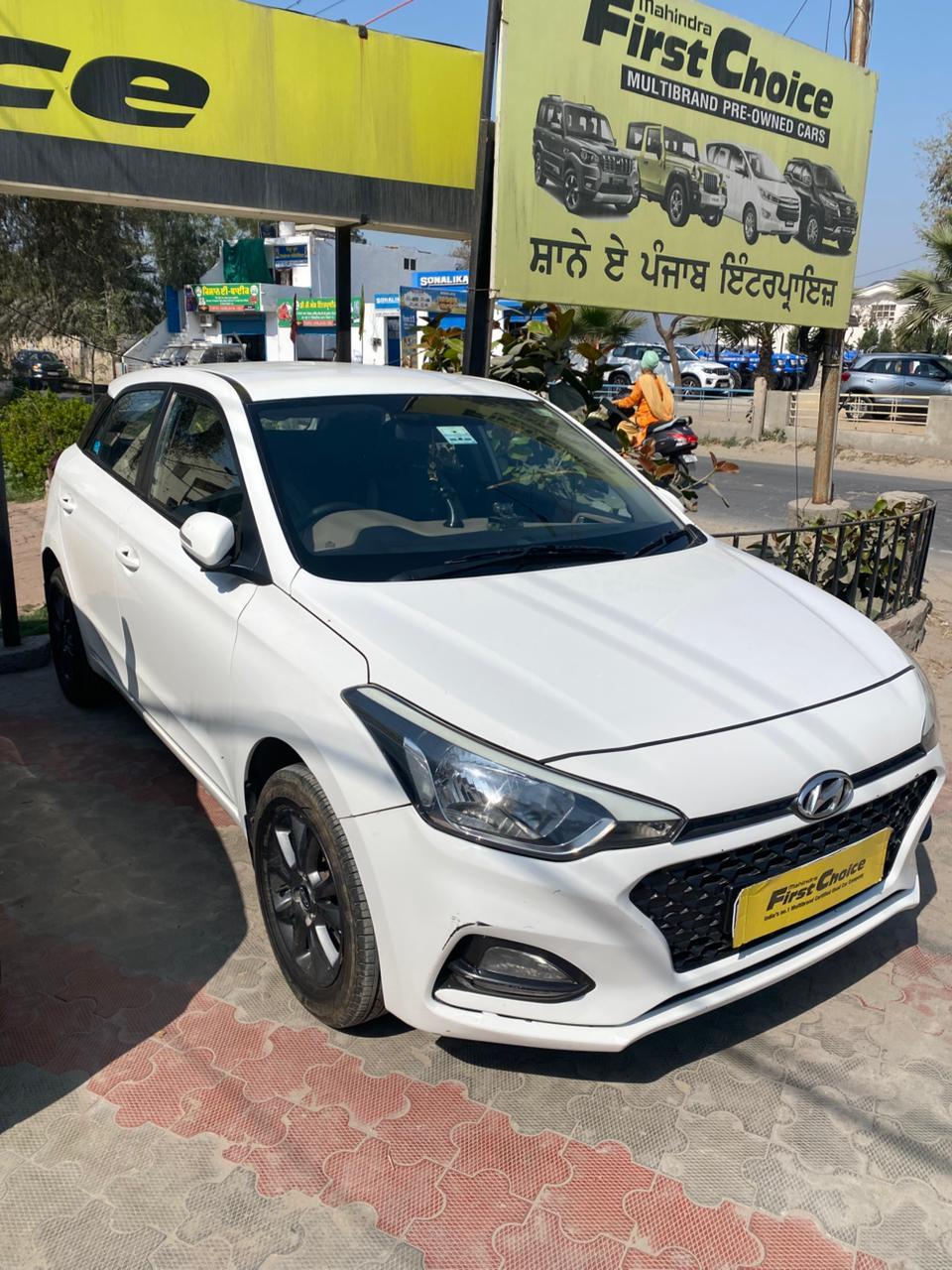 यूज़्ड 2018 ह्युंडई आई20 एक्टिव, Madrassa, Muktsar 2 यूज़्ड 2018 ह्युंडई आई20 एक्टिव, Madrassa, Muktsar 2