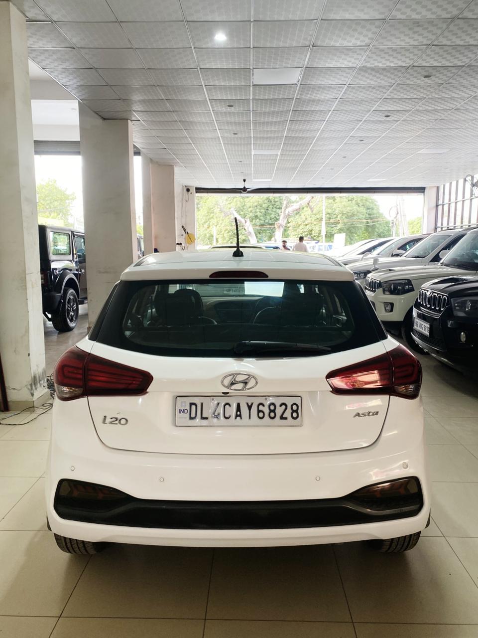 2019 ह्युंडई आई20 एक्टिव 1.4 SX 2019 ह्युंडई आई20 एक्टिव 1.4 SX