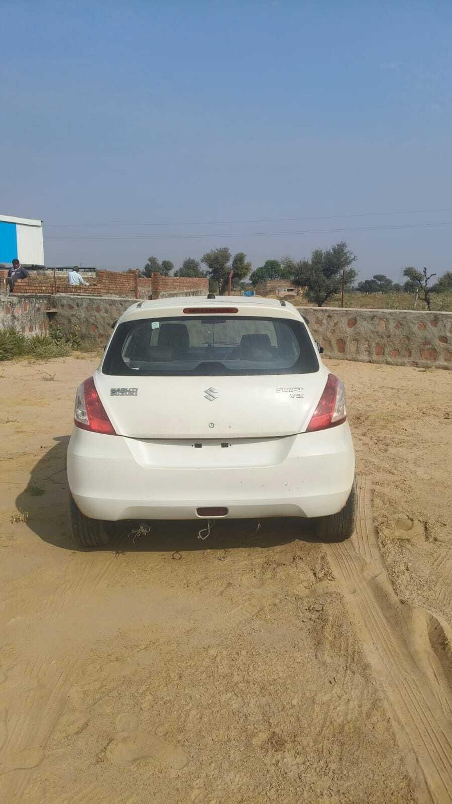 यूज़्ड 2013 मारुति सुजुकी स्विफ्ट, Gurdaspur 1 यूज़्ड 2013 मारुति सुजुकी स्विफ्ट, Gurdaspur 1