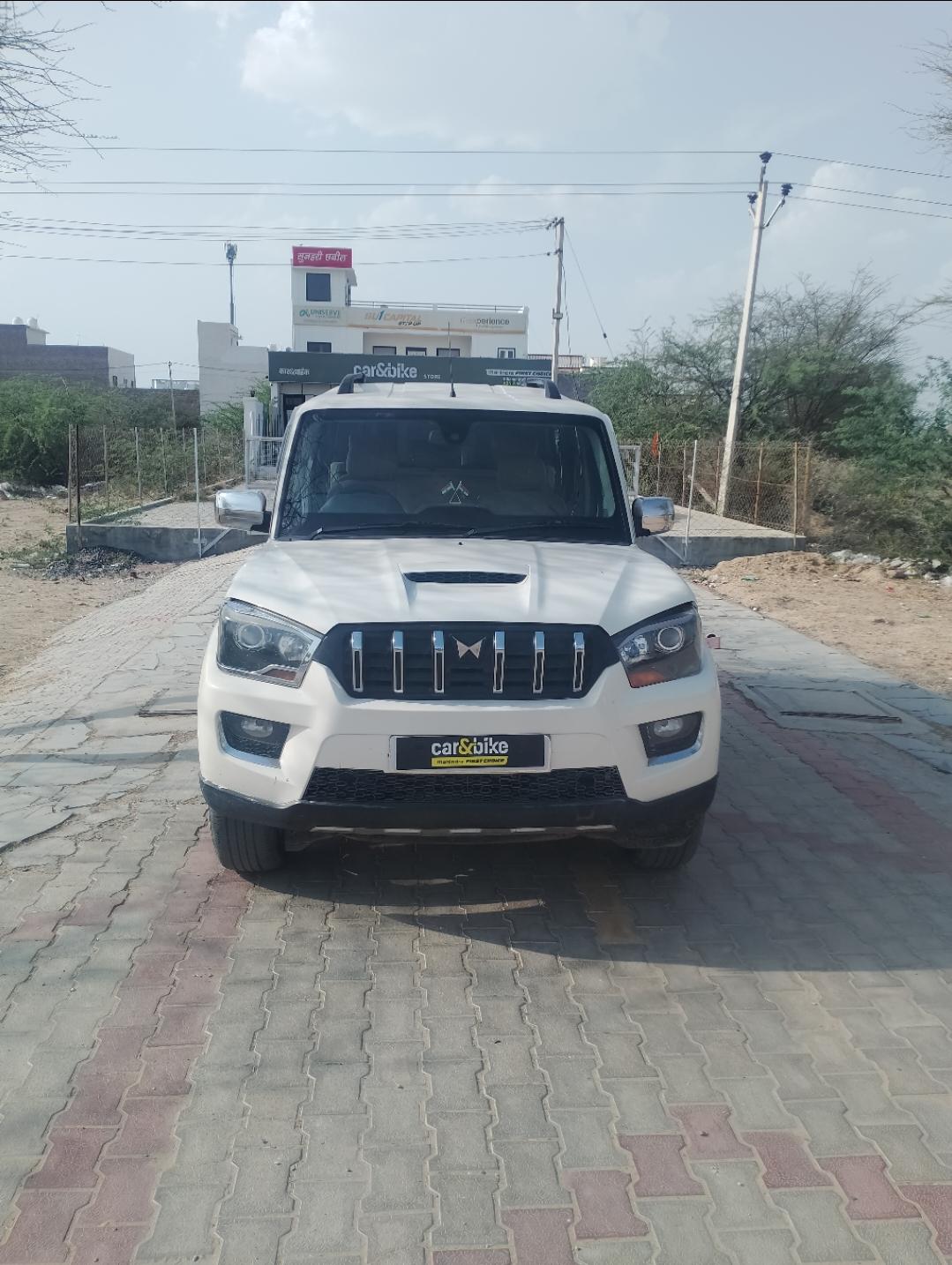 2017 महिंद्रा स्कॉर्पियो S10 2WD 2017 महिंद्रा स्कॉर्पियो S10 2WD