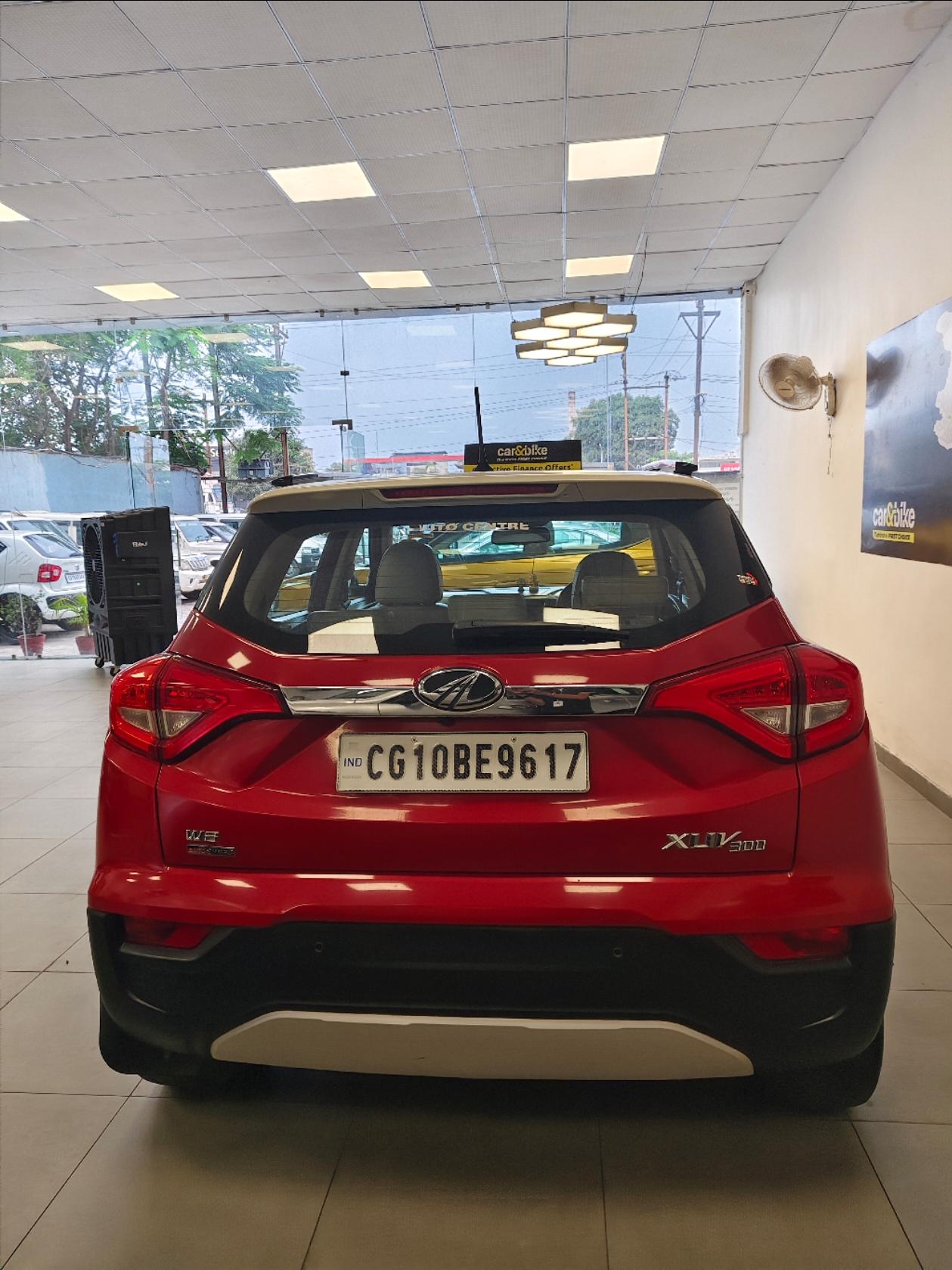 यूज़्ड 2021 महिंद्रा एक्सयूवी300, Korba Colliery, Korba 3 यूज़्ड 2021 महिंद्रा एक्सयूवी300, Korba Colliery, Korba 3