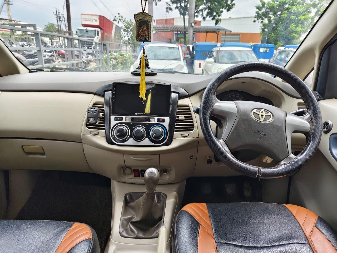 यूज़्ड 2013 टोयोटा इनोवा, High Court Bilaspur, Bilaspur(CGH) 11 यूज़्ड 2013 टोयोटा इनोवा, High Court Bilaspur, Bilaspur(CGH) 11