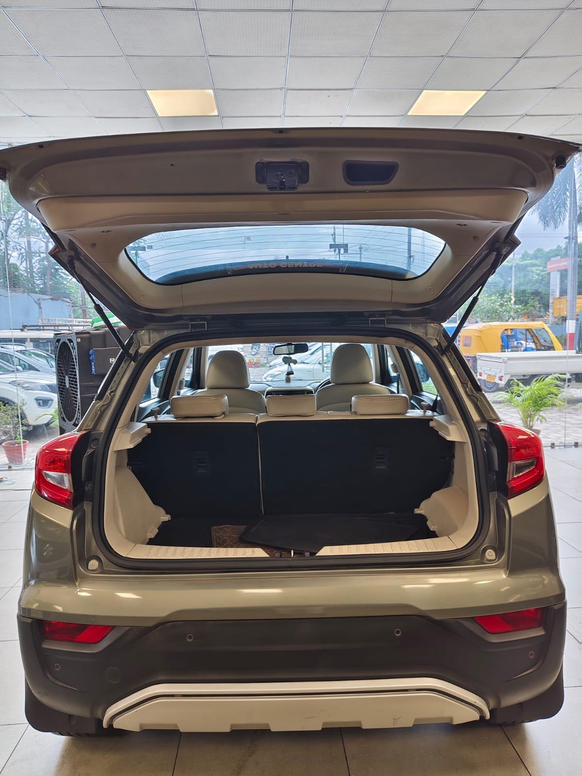 यूज़्ड 2019 महिंद्रा एक्सयूवी300, High Court Bilaspur, Bilaspur(CGH) 9 यूज़्ड 2019 महिंद्रा एक्सयूवी300, High Court Bilaspur, Bilaspur(CGH) 9