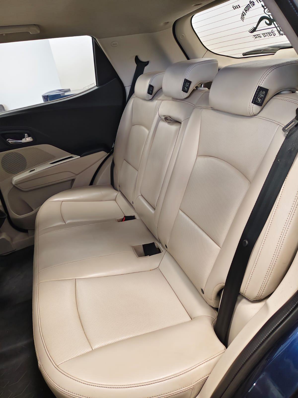 यूज़्ड 2019 महिंद्रा एक्सयूवी300, High Court Bilaspur, Bilaspur(CGH) 12 यूज़्ड 2019 महिंद्रा एक्सयूवी300, High Court Bilaspur, Bilaspur(CGH) 12