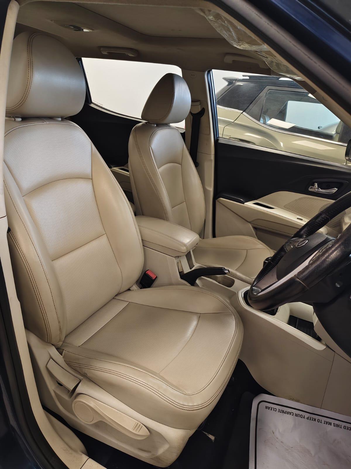 यूज़्ड 2019 महिंद्रा एक्सयूवी300, High Court Bilaspur, Bilaspur(CGH) 11 यूज़्ड 2019 महिंद्रा एक्सयूवी300, High Court Bilaspur, Bilaspur(CGH) 11