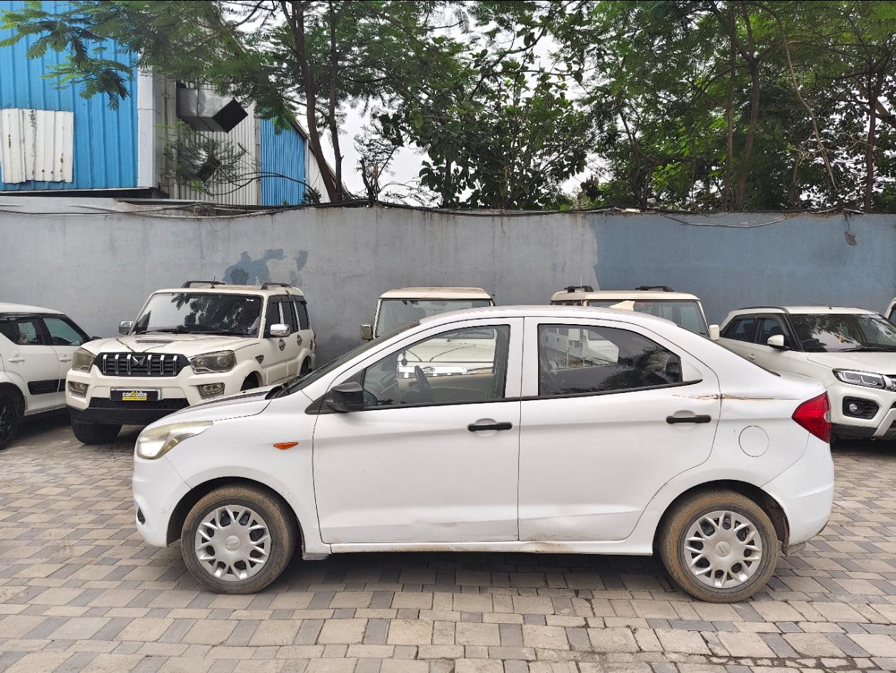 यूज़्ड 2016 फोर्ड फीगो एस्पायर, High Court Bilaspur, Bilaspur(CGH) 1 यूज़्ड 2016 फोर्ड फीगो एस्पायर, High Court Bilaspur, Bilaspur(CGH) 1