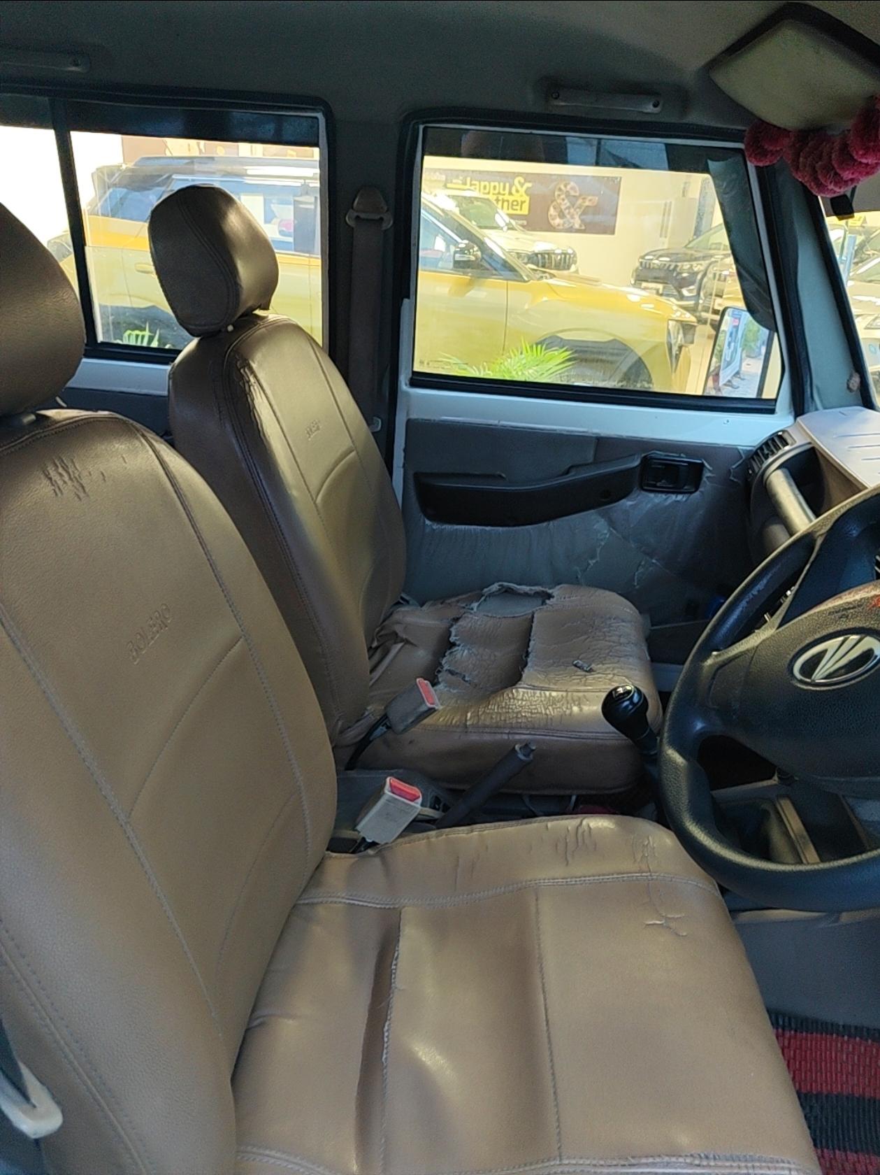 यूज़्ड 2020 महिंद्रा बोलेरो, Bilaspur(CGH) 14 यूज़्ड 2020 महिंद्रा बोलेरो, Bilaspur(CGH) 14