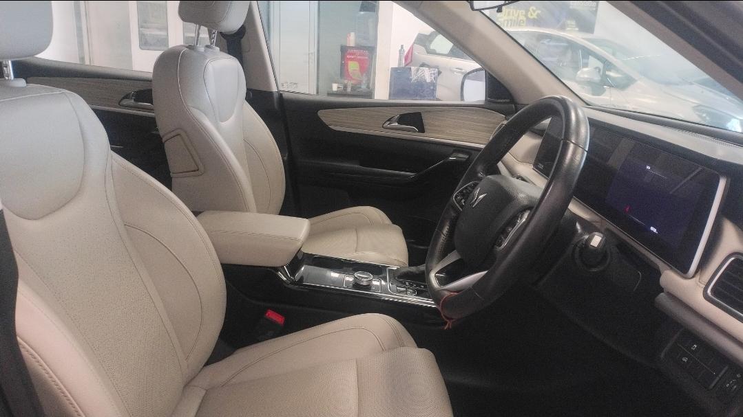 यूज़्ड 2022 महिंद्रा एक्सयूवी700, High Court Bilaspur, Bilaspur(CGH) 11 यूज़्ड 2022 महिंद्रा एक्सयूवी700, High Court Bilaspur, Bilaspur(CGH) 11