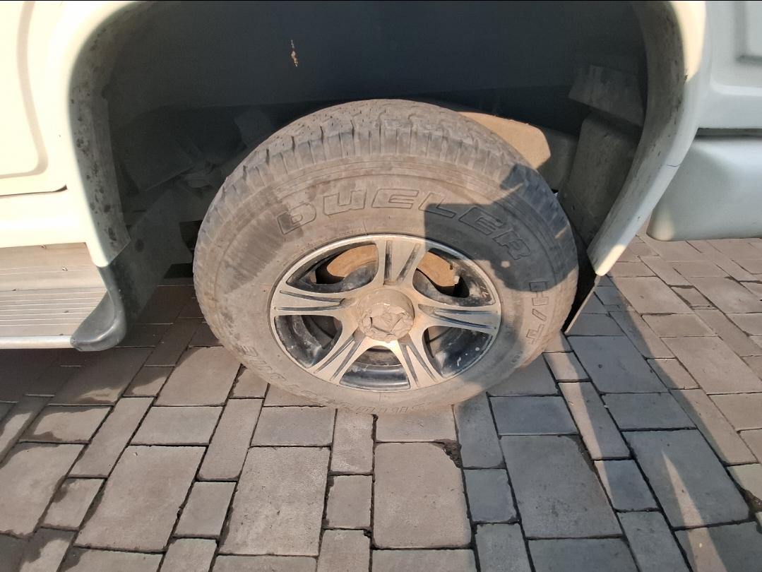 यूज़्ड 2014 महिंद्रा बोलेरो, Bilaspur(CGH) 7 यूज़्ड 2014 महिंद्रा बोलेरो, Bilaspur(CGH) 7