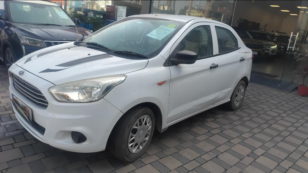 यूज़्ड 2016 फोर्ड फीगो एस्पायर, High Court Bilaspur, Bilaspur(CGH) यूज़्ड 2016 फोर्ड फीगो एस्पायर, High Court Bilaspur, Bilaspur(CGH)