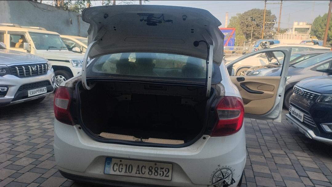 यूज़्ड 2016 फोर्ड फीगो एस्पायर, High Court Bilaspur, Bilaspur(CGH) 9 यूज़्ड 2016 फोर्ड फीगो एस्पायर, High Court Bilaspur, Bilaspur(CGH) 9