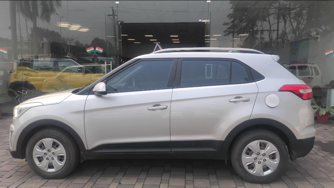 यूज़्ड 2017 ह्युंडई क्रेटा, High Court Bilaspur, Bilaspur(CGH) 1 यूज़्ड 2017 ह्युंडई क्रेटा, High Court Bilaspur, Bilaspur(CGH) 1